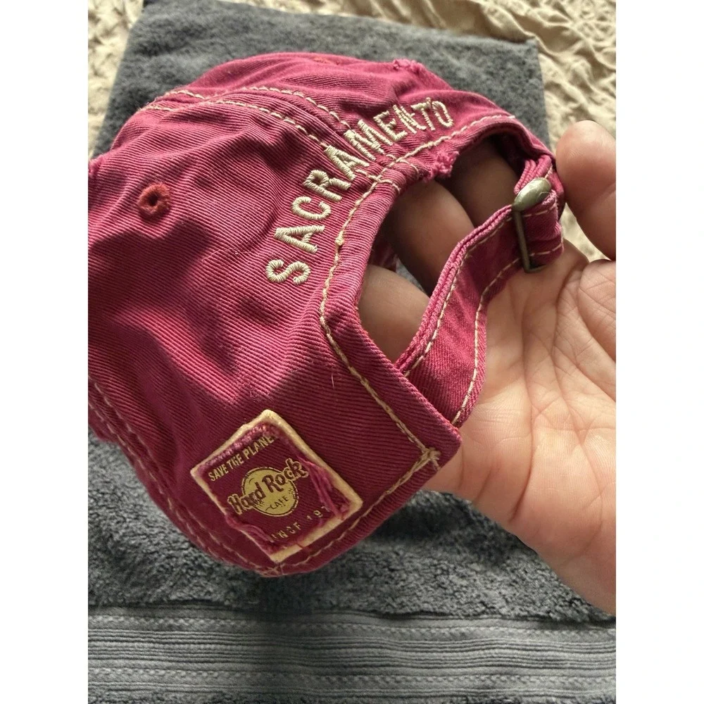 Hard Rock cafe Sacremento burgandy cotton strap back hat, big logo, os